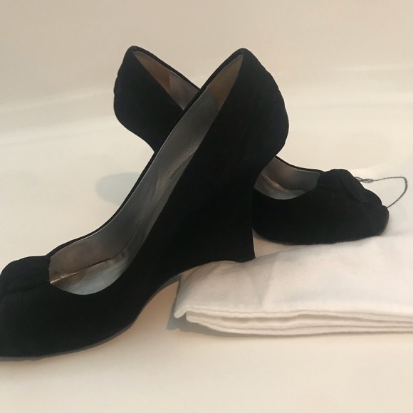 Prada peep toe pumps - Picture 2 of 4